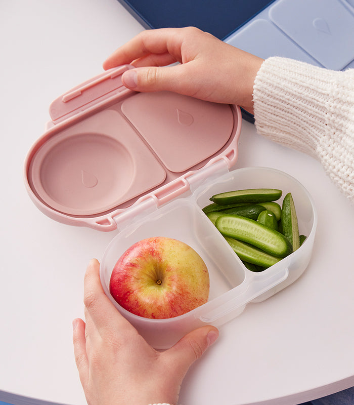 snackbox - strawberry shake | kids' snack container that fits